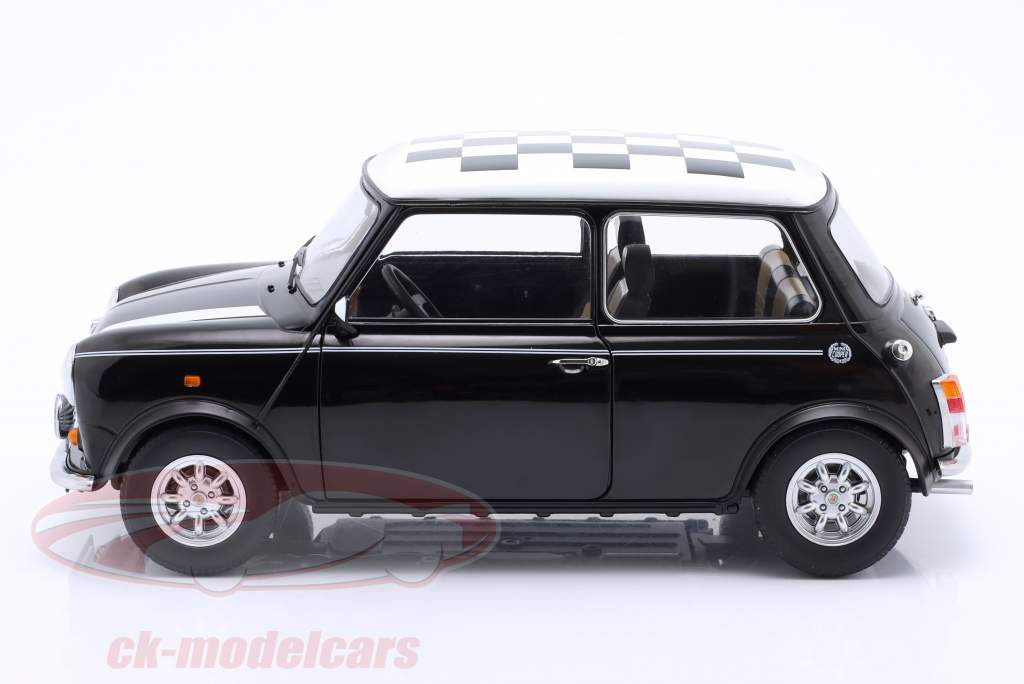 Mini Cooper LHD kariert schwarz / weiß 1:12 KK-Scale