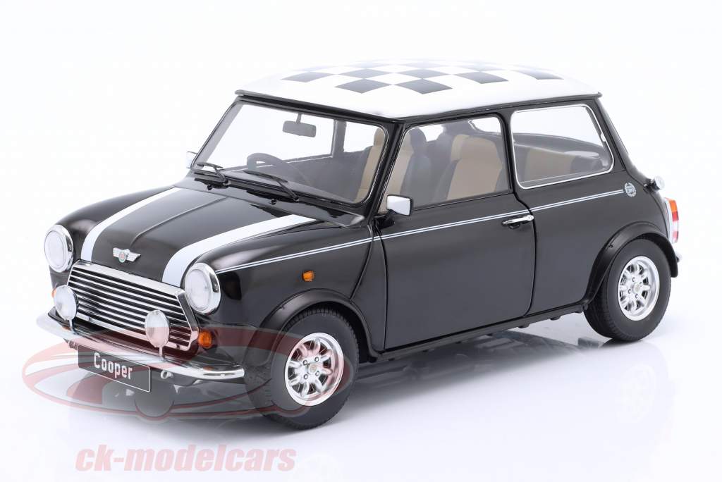 Mini Cooper RHD kariert schwarz / weiß 1:12 KK-Scale