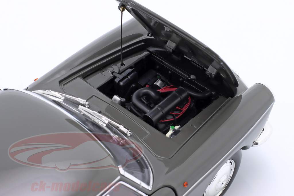 Peugeot 404 Coupe 建设年份 1967 石墨灰 1:18 Norev