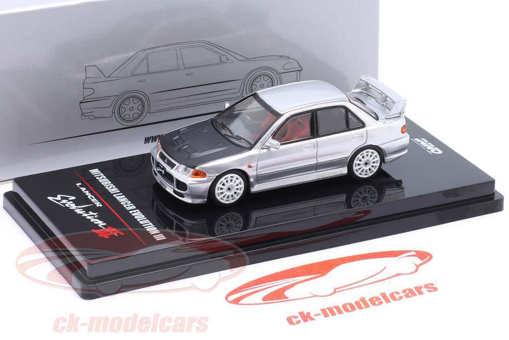 Mitsubishi Lancer Evo III argento 1:64 Inno Models