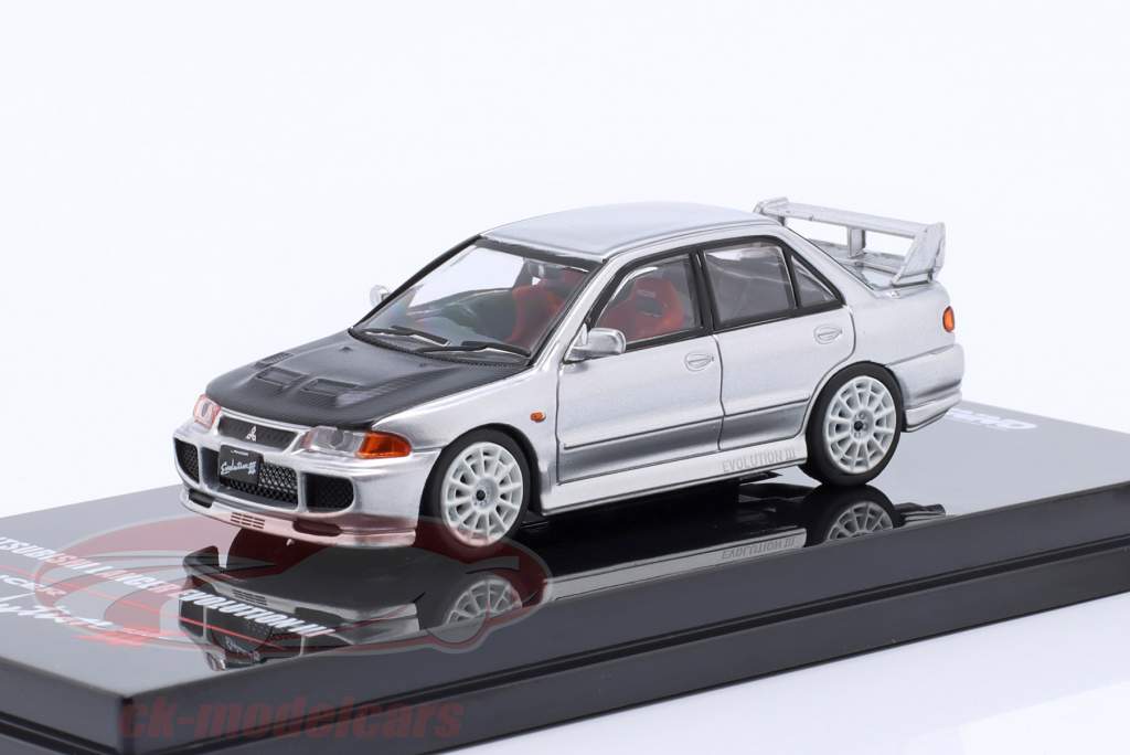 Mitsubishi Lancer Evo III argent 1:64 Inno Models