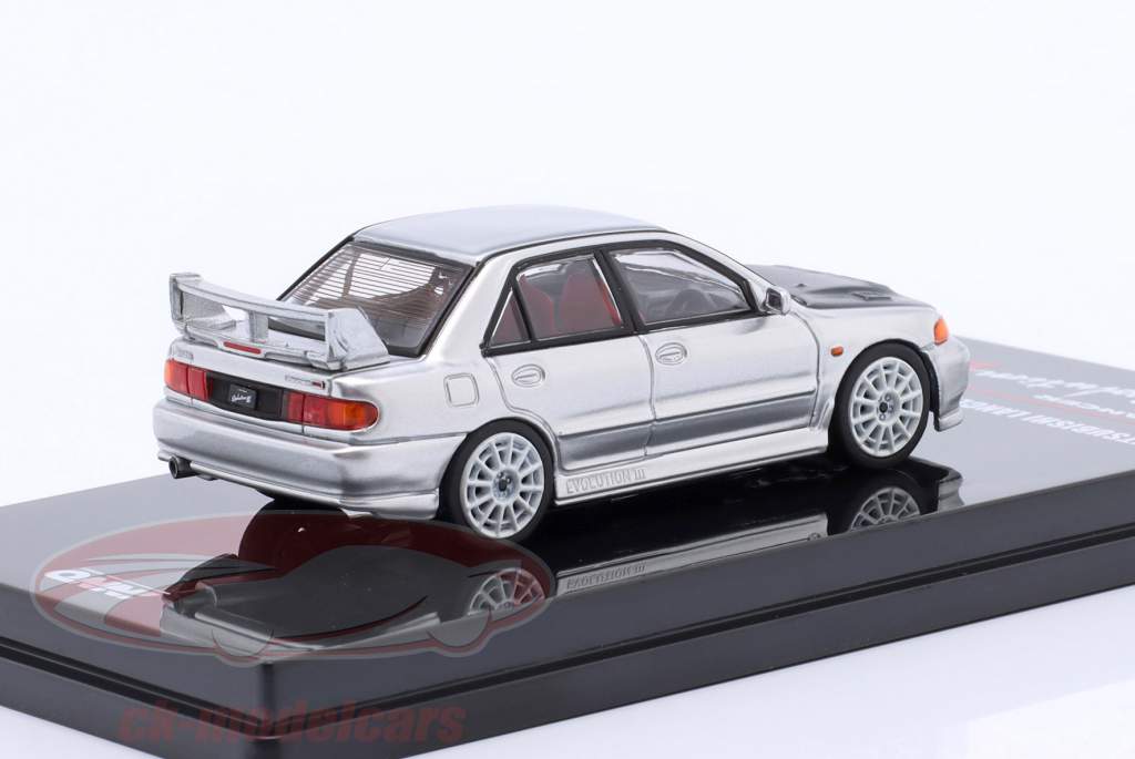 Mitsubishi Lancer Evo III argento 1:64 Inno Models