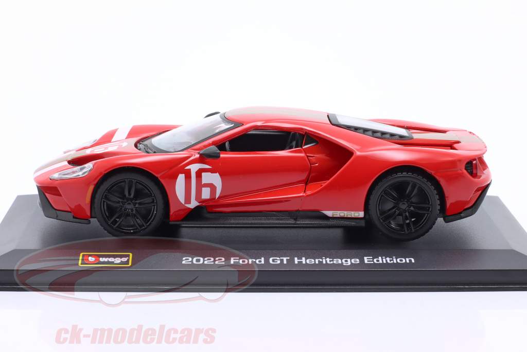 Ford GT Heritage Edition 2022 #16 rot 1:32 Bburago