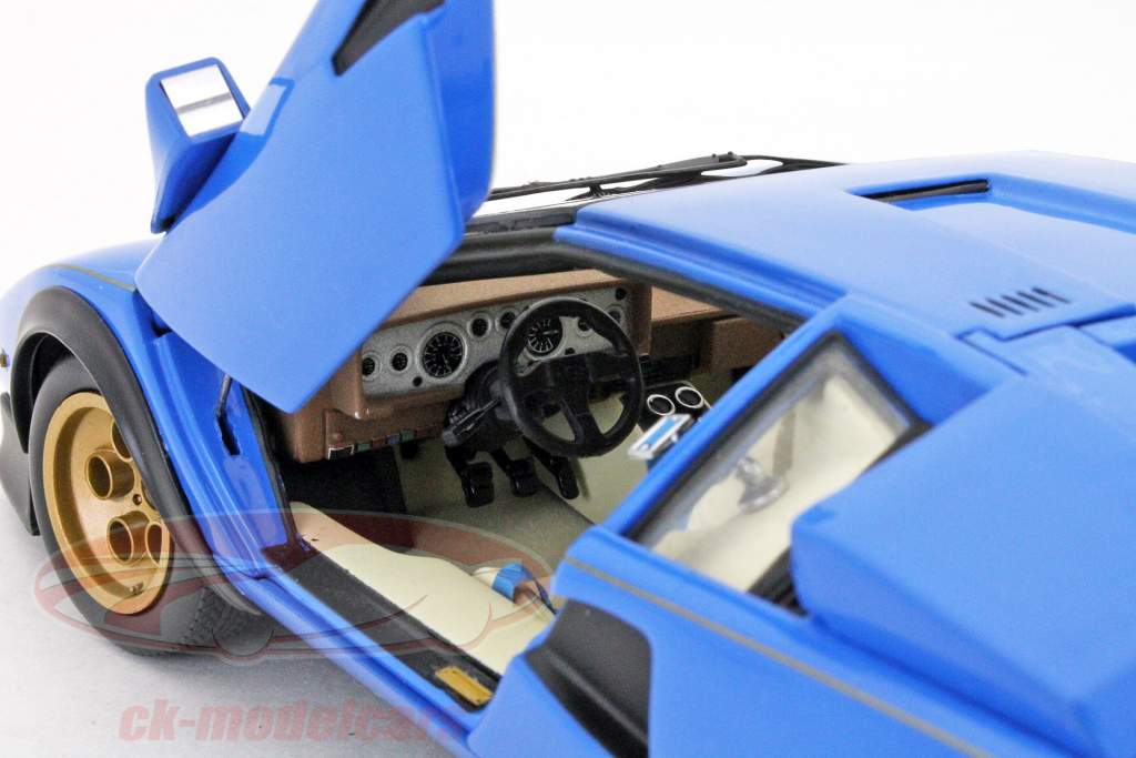 Lamborghini Countach LP500S Walter Wolf Racing light blue 1:18 Kyosho