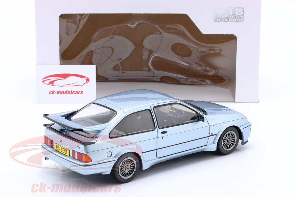 Ford Sierra RS500 Byggeår 1987 gletsjer blå 1:18 Solido