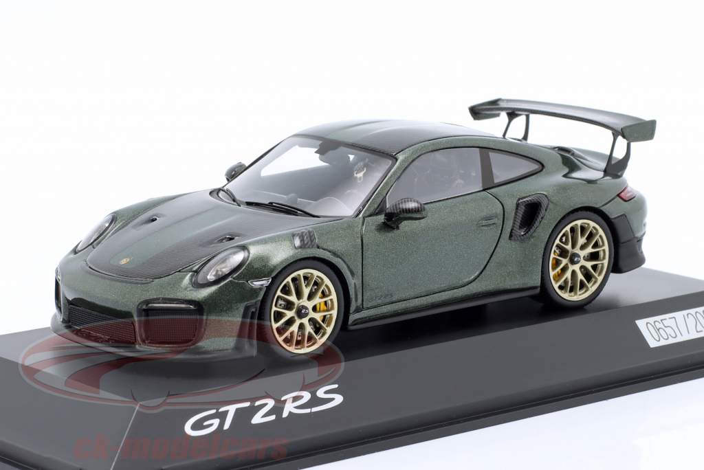Porsche 911 (991) GT2 RS Año de construcción 2017 roble verde metálico 1:43 Spark