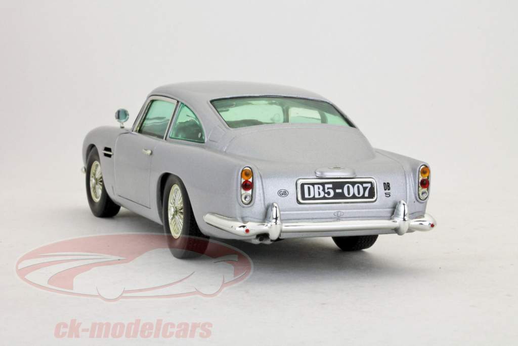 Aston Martin DB5 007 silver 1:18 SunStar