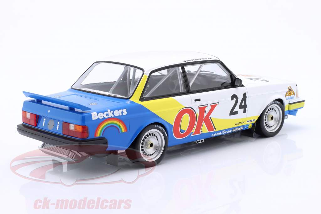 Volvo 240 Turbo #24 DPM Super Sprint Nürburgring 1985 P.G. Andersson 1:18 Ixo