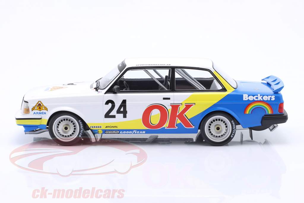 Volvo 240 Turbo #24 DPM Super Sprint Nürburgring 1985 P.G. Andersson 1:18 Ixo