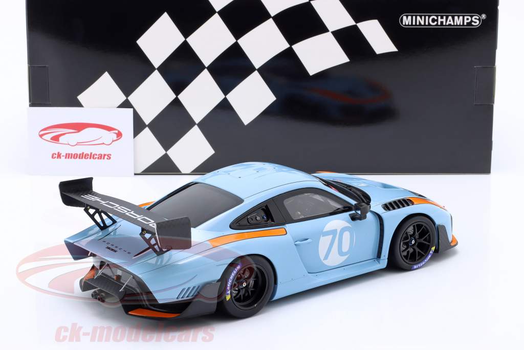 Minichamps 1:18 Porsche 935/19 建設年 2020 Gulf 青