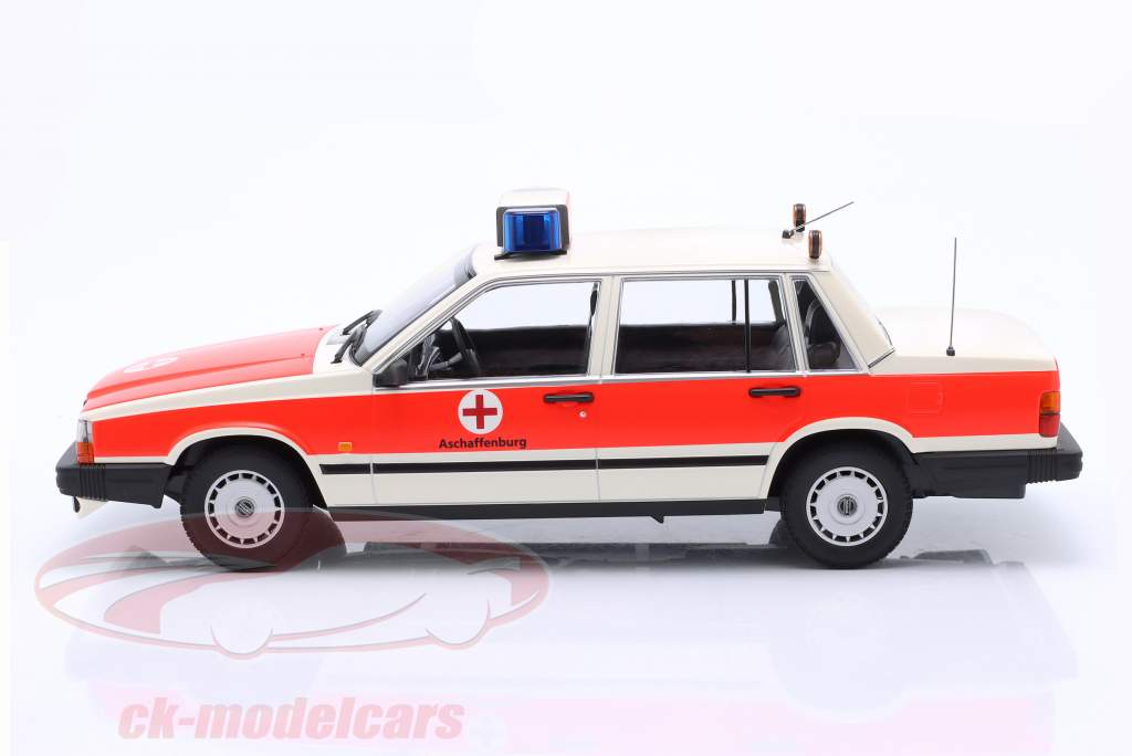 Volvo 740 GL DRK Aschaffenburg year 1986 1:18 Minichamps