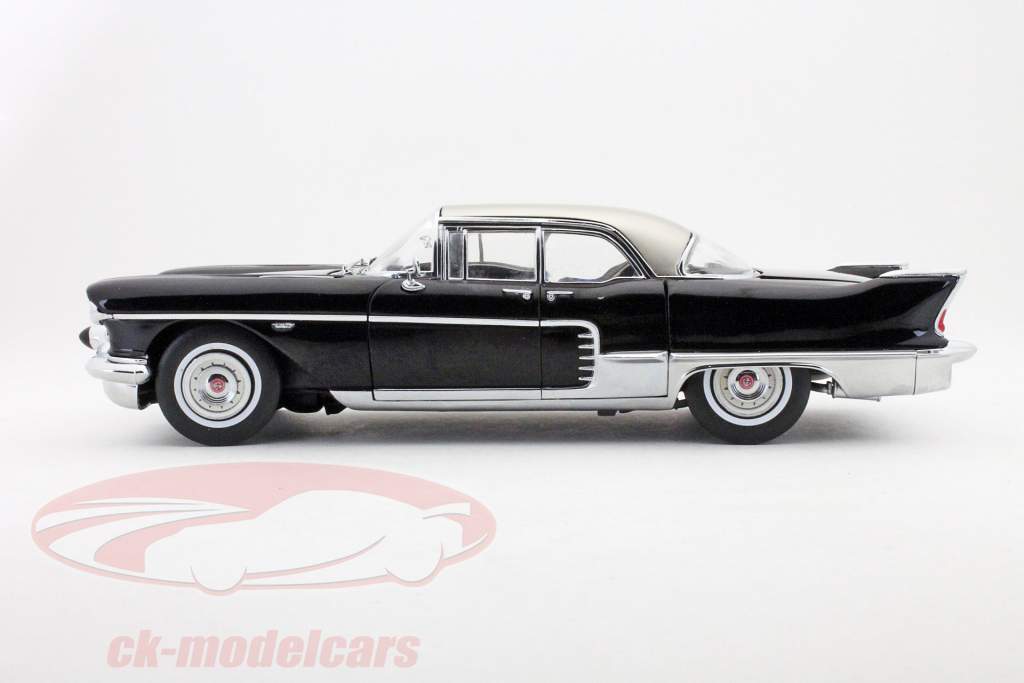Cadillac Eldorado Brougham 1957 ebony black 1:18 SunStar