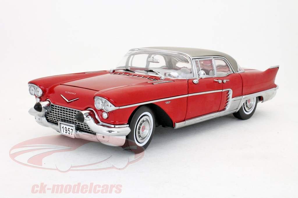 Sun Star Models 1:18 キャデラックエルドラドブロアム年1957