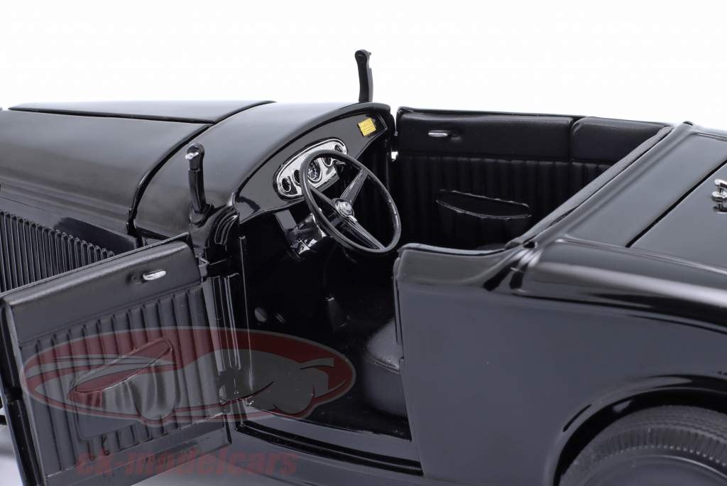 Ford Salt Flat Roadster #3 Год постройки 1932 черный 1:18 GMP