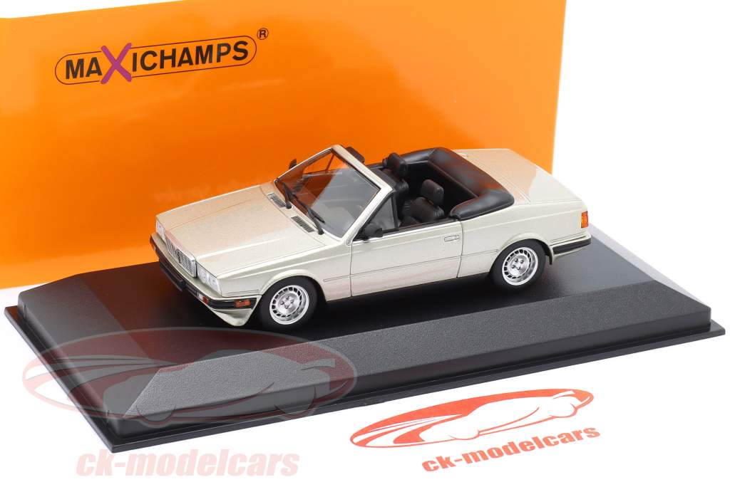 Maserati Biturbo Spyder Byggeår 1984 sølv metallisk 1:43 Minichamps