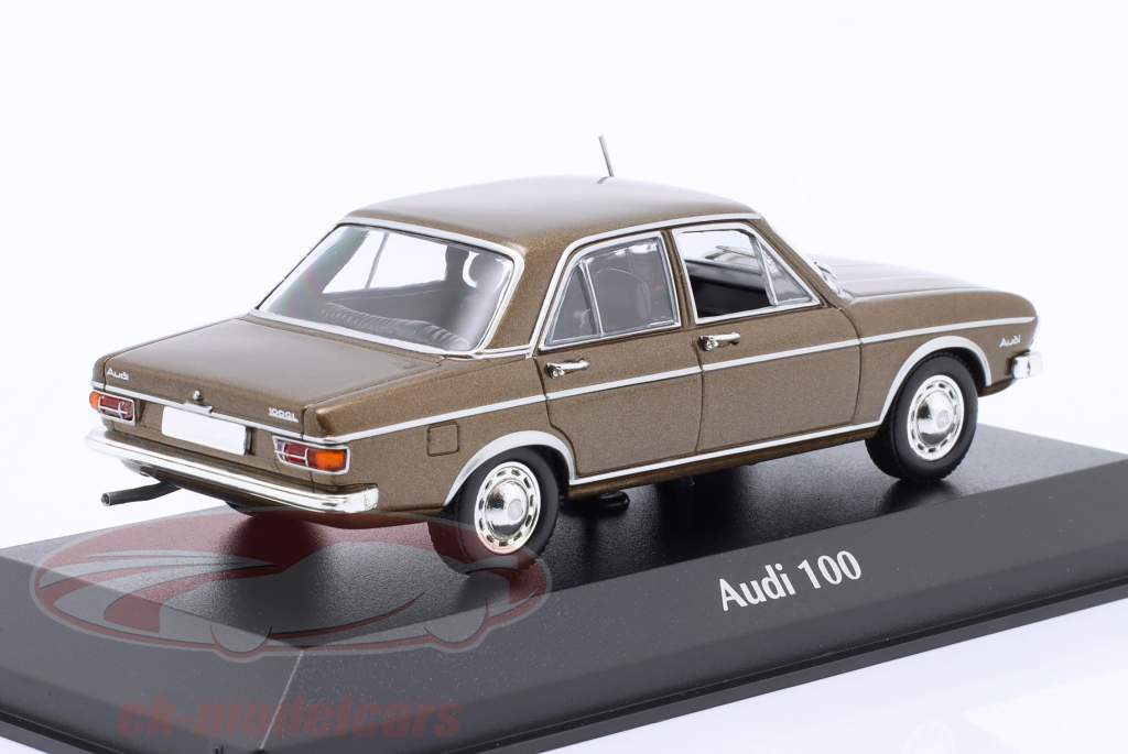 Audi 100 建设年份 1969 棕色的 金属的 1:43 Minichamps