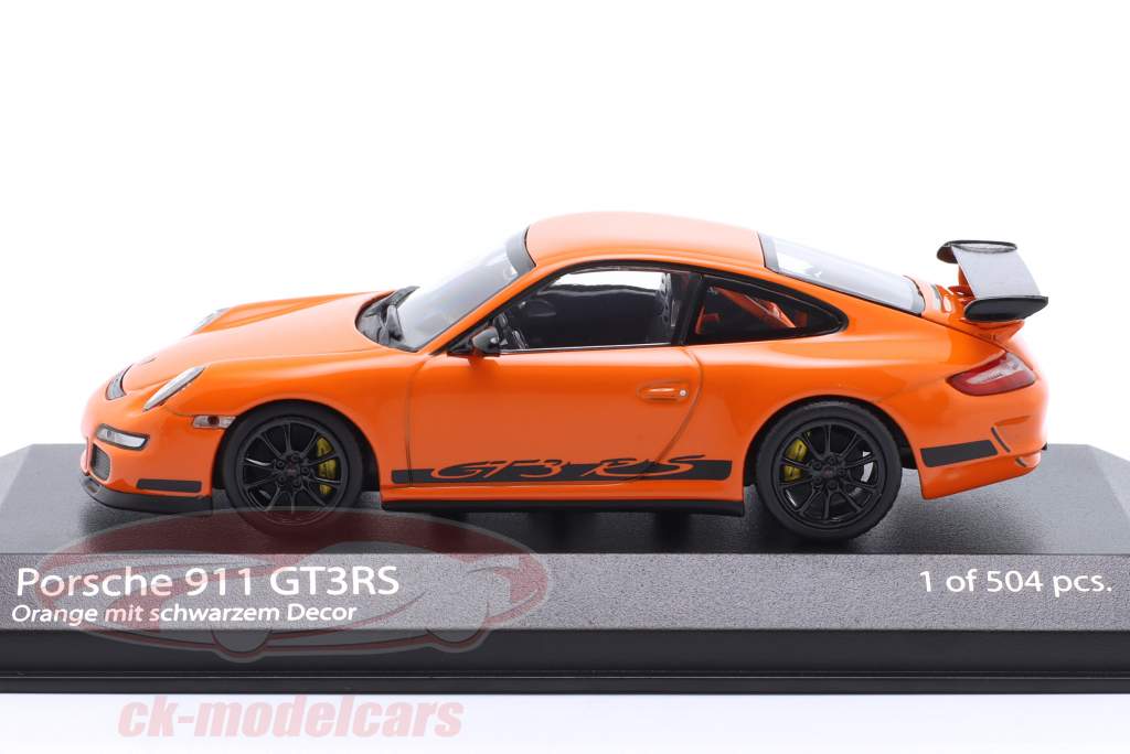Porsche 911 (997.1) GT3 RS Byggeår 2006 orange / sort 1:43 Minichamps