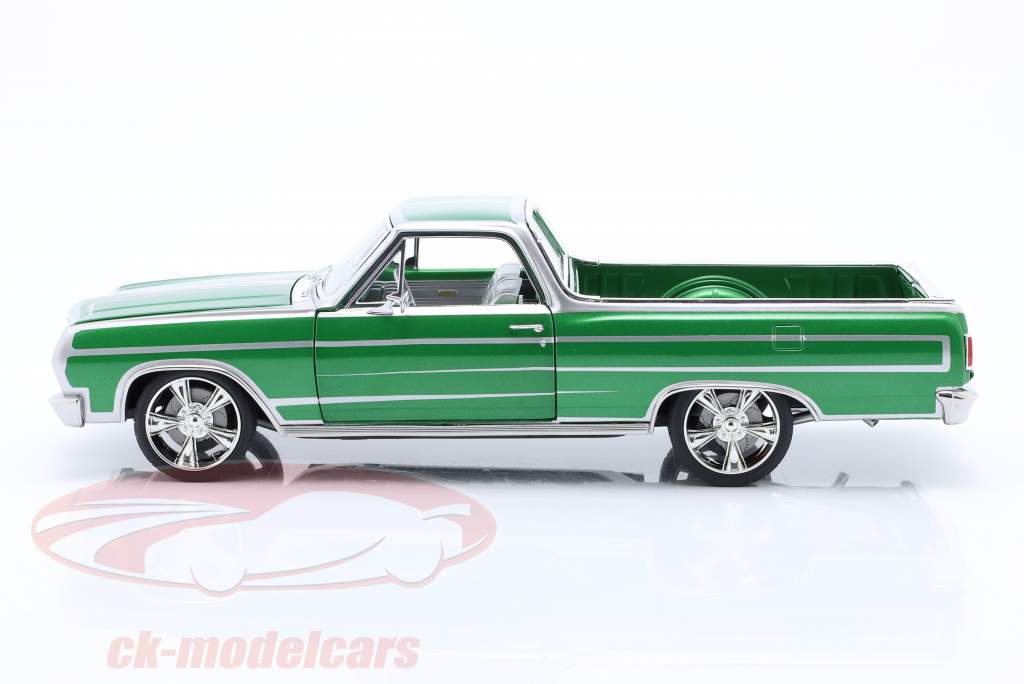 Chevrolet El Camino Customs year 1965 calypso green 1:18 Greenlight