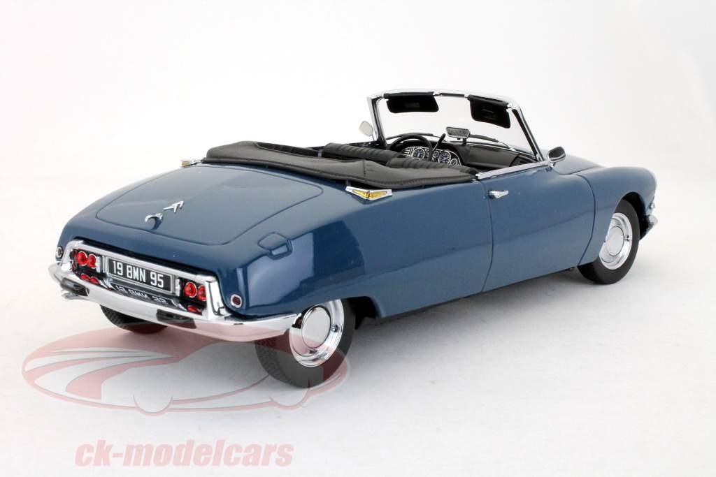 シトロエンDS 19カブリオレ1961年パシフィックブルー/サンスター1時18分パシフィックブルー