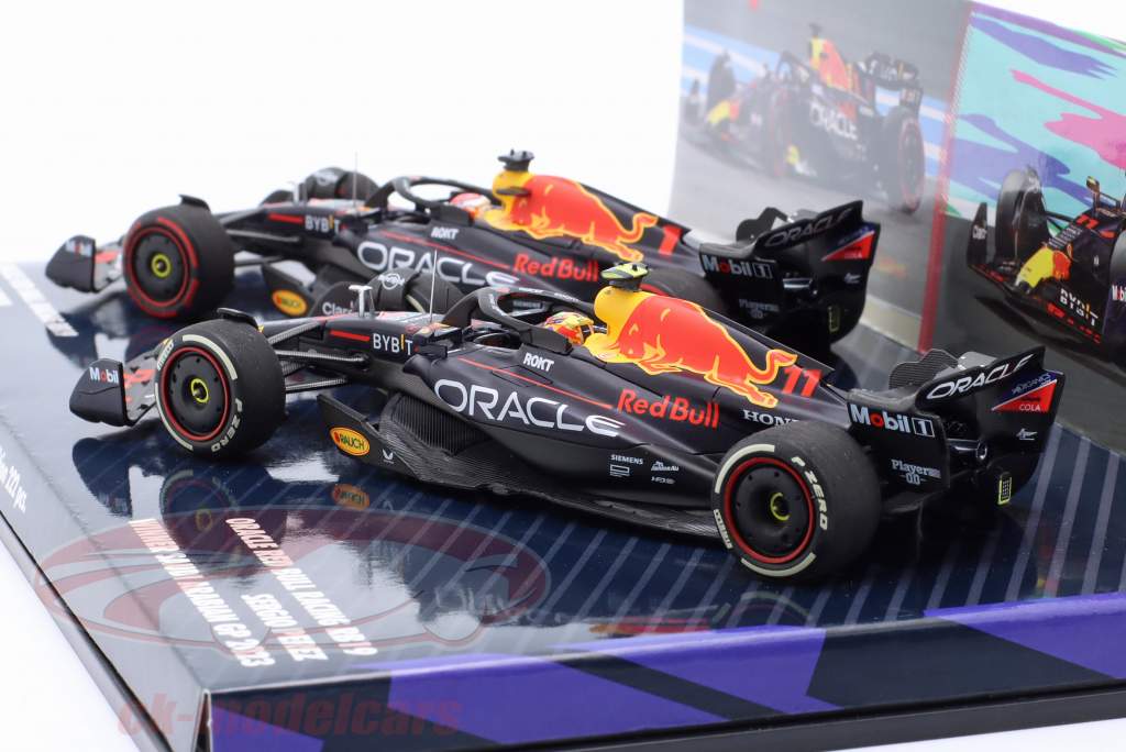 2-Car Set Verstappen #1 & Perez #11 vincitore Bahrein & Arabia Saudita GP formula 1 2023 1:43 Minichamps