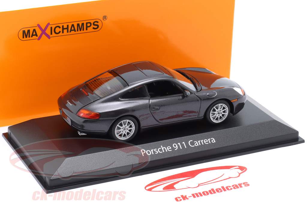 Porsche 911 (996) year 1998 dark purple metallic 1:43 Minichamps