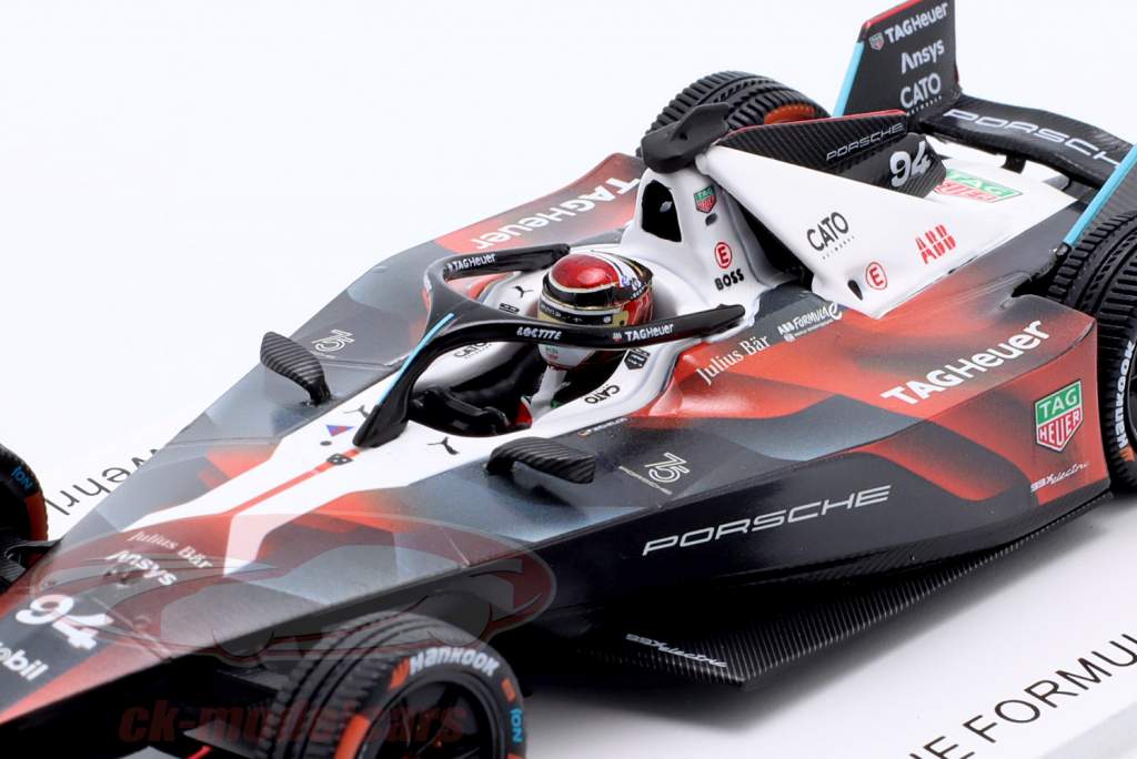 Pascal Wehrlein Porsche 99X #94 winnaar Diriyah ePrix formule E 2023 1:43 Spark
