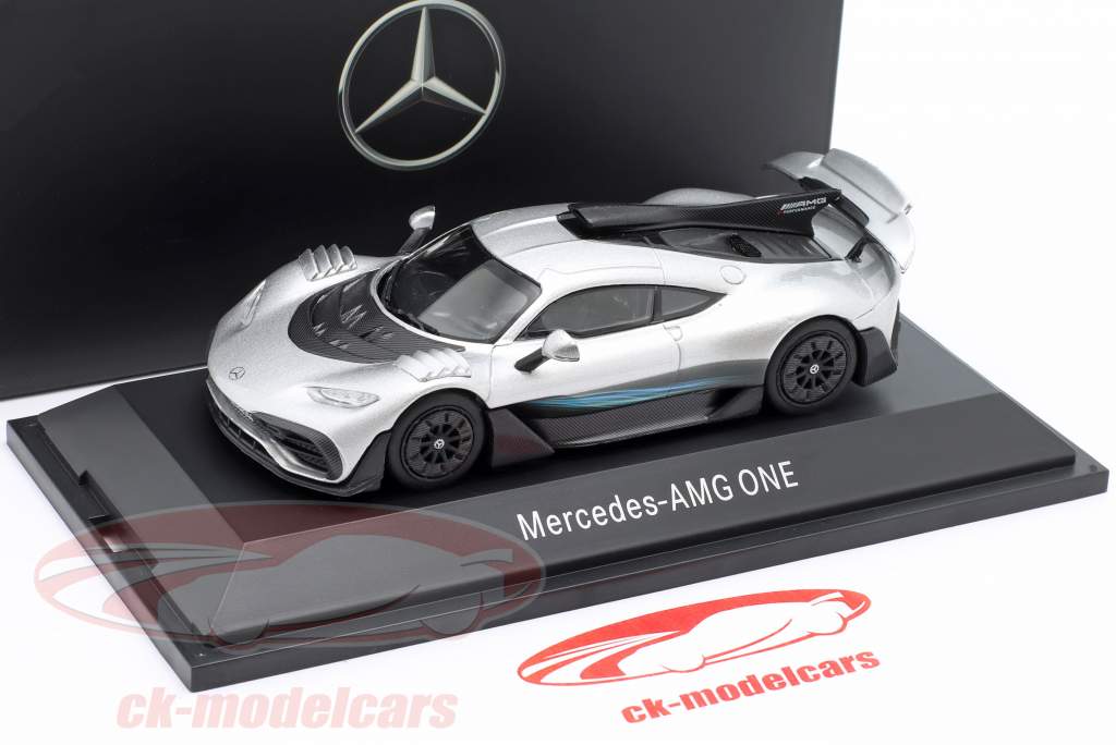 Mercedes-Benz A-Class 1/43 スケールモデル 1:43 I-SCALE Mercedes Benz E-Class (W213) Facelift 2020 High