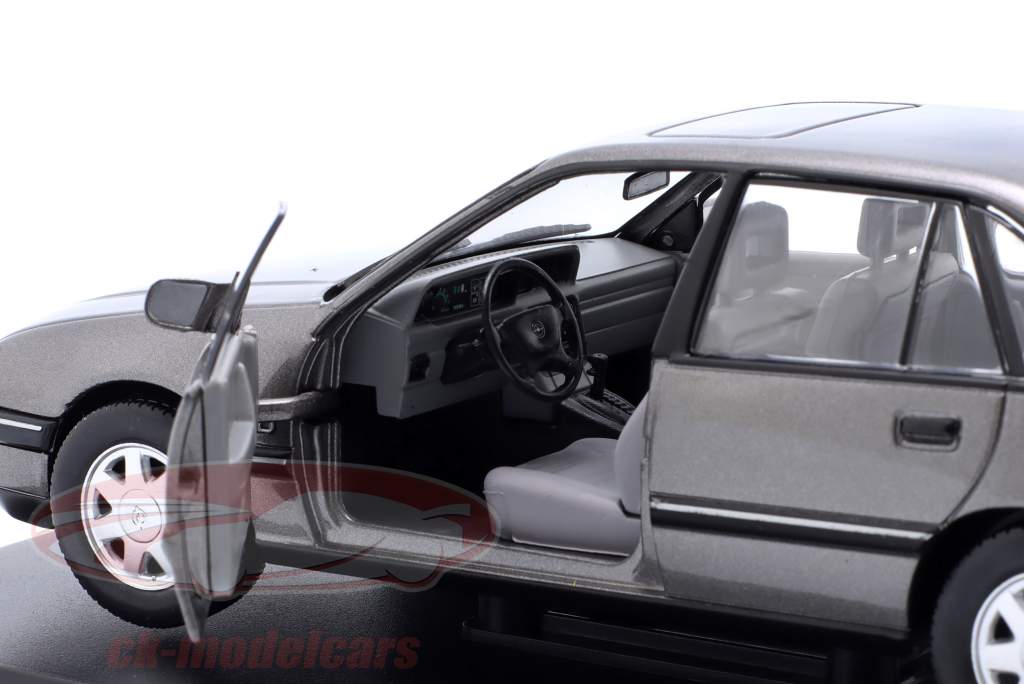Opel Senator B 建設年 1987 グレー メタリックな 1:24 Hachette