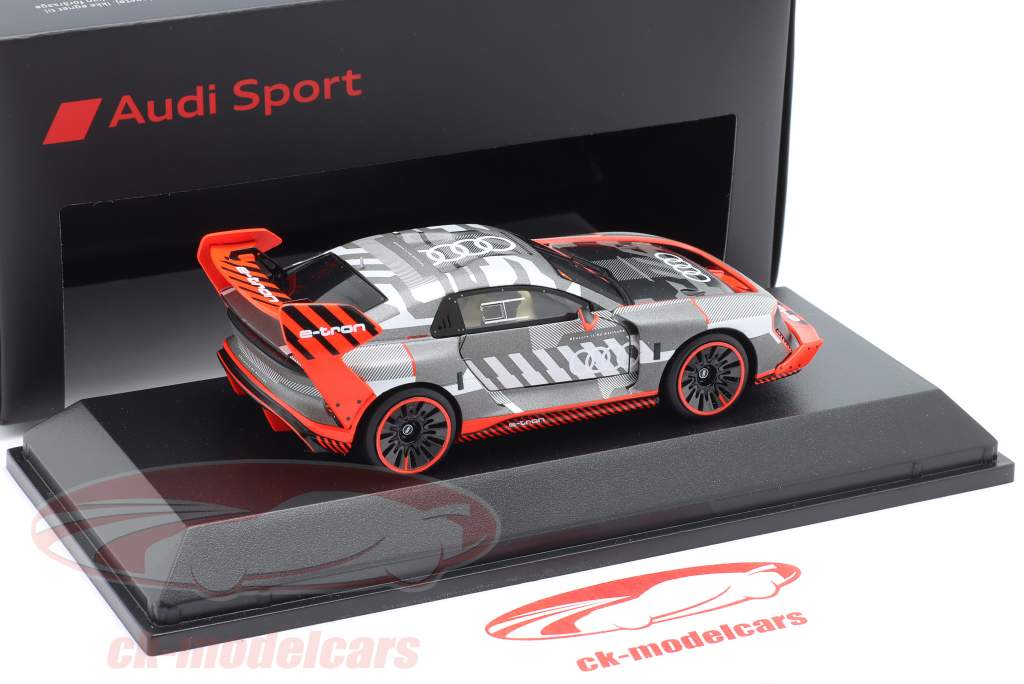 1/43 Audi 特注 Audi e-torn GT Spark Spark 43LM13 Audi R18 e-tron quattro #2 Le Mans Winner 2013