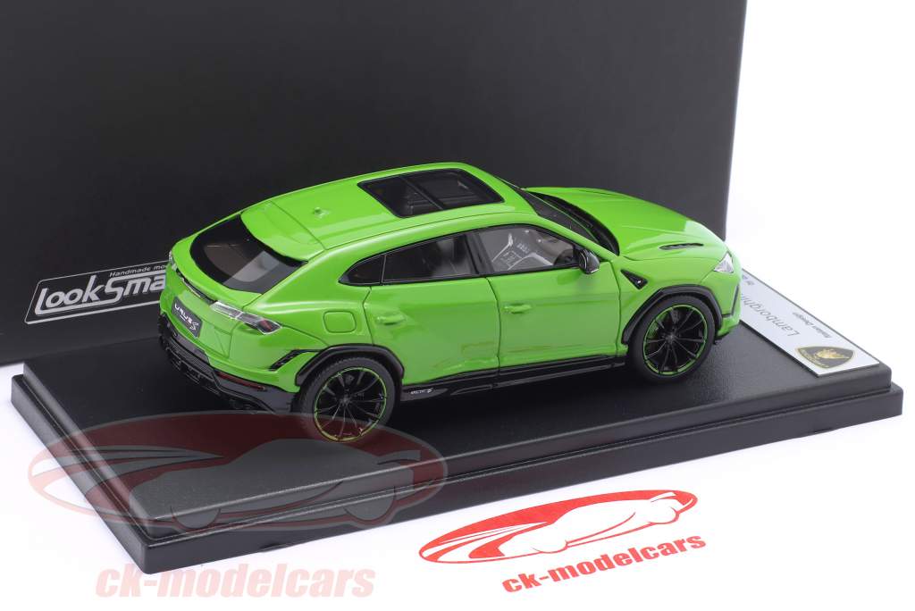 Lamborghini Urus S Год постройки 2022 mantis зеленый 1:43 LookSmart