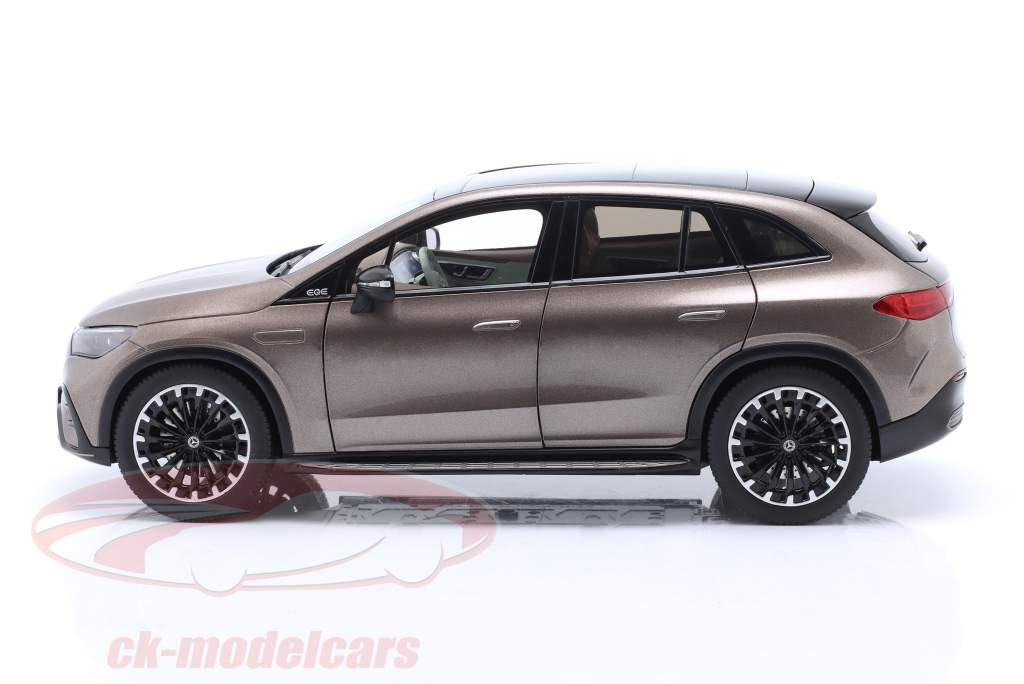 Mercedes-Benz EQE SUV (X294) year 2023 velvet brown metallic 1:18 NZG