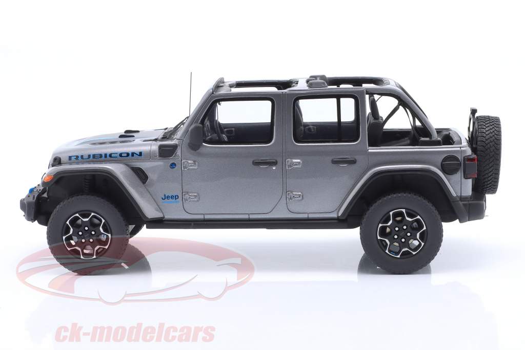 Jeep Wrangler 4xe 建设年份 2021 银 1:18 GT-Spirit