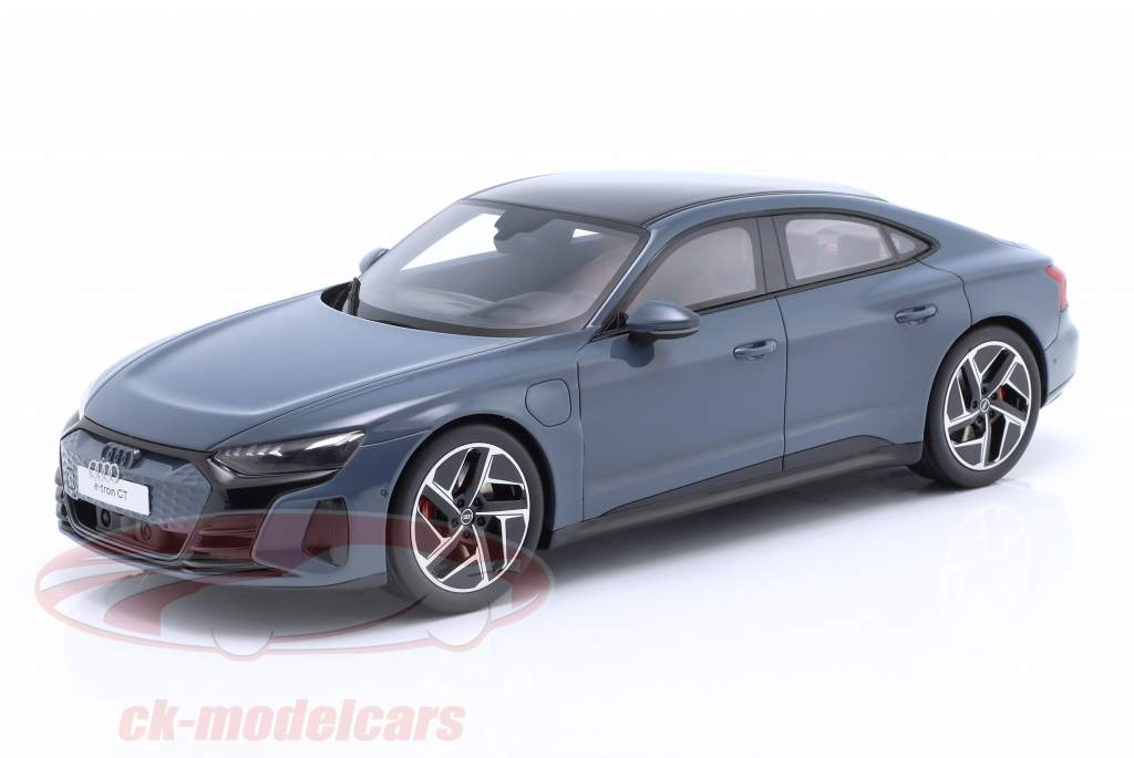 Audi e-tron GT Bouwjaar 2021 kemora Grijs 1:18 GT-Spirit