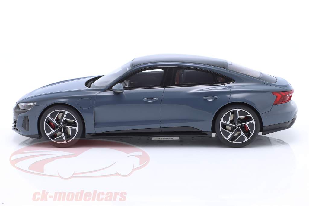 Audi e-tron GT Bouwjaar 2021 kemora Grijs 1:18 GT-Spirit