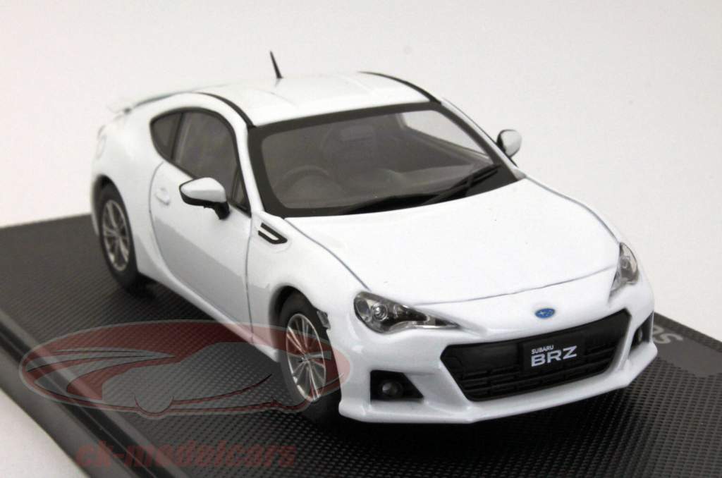 我的2012斯巴鲁BRZ白/白1:43 EBBRO