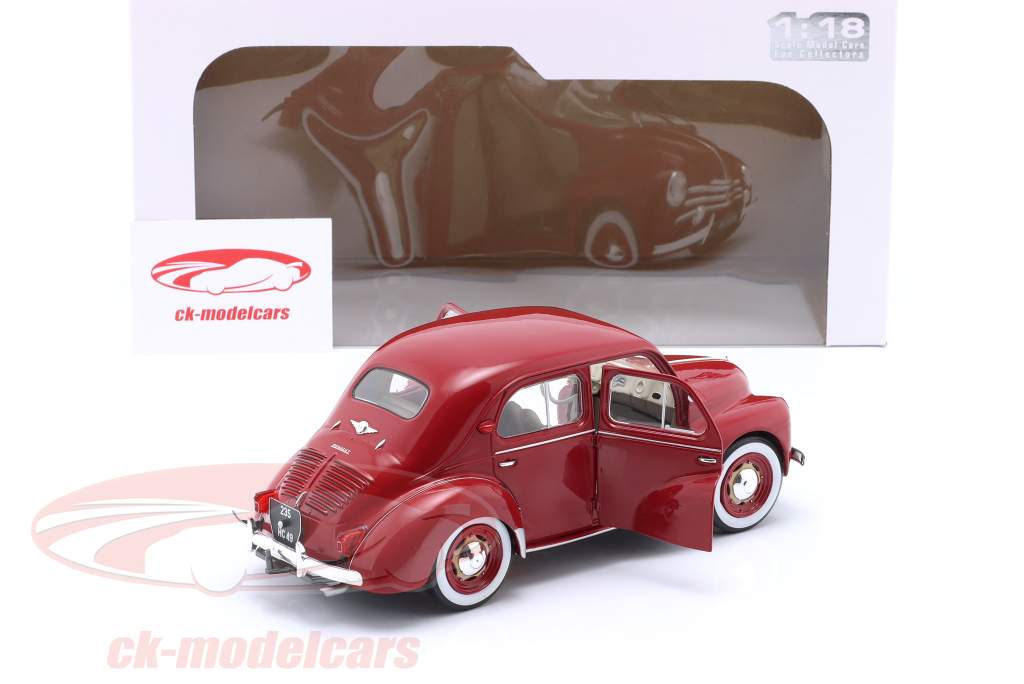 Renault 4CV Byggeår 1956 mørkerød 1:18 Solido