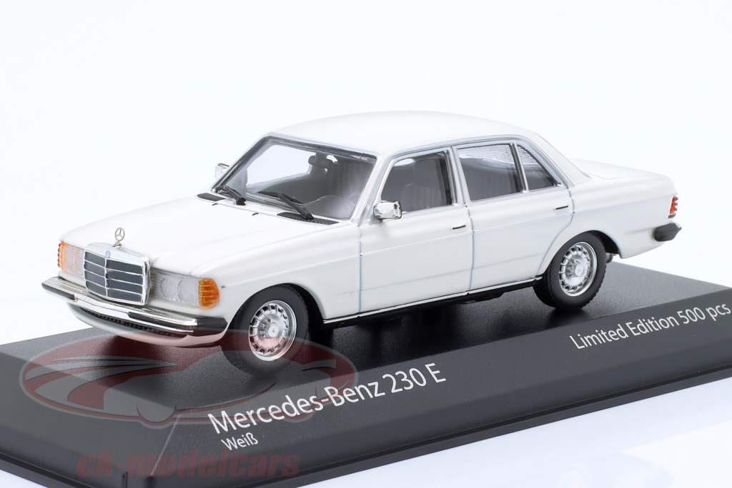 Mercedes-Benz 230E (W123) Anno di costruzione 1982 bianco 1:43 Minichamps