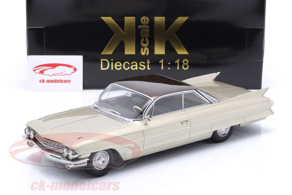 Cadillac Series 62 Coupe DeVille Anno di costruzione 1961 beige metallico 1:18 KK-Scale