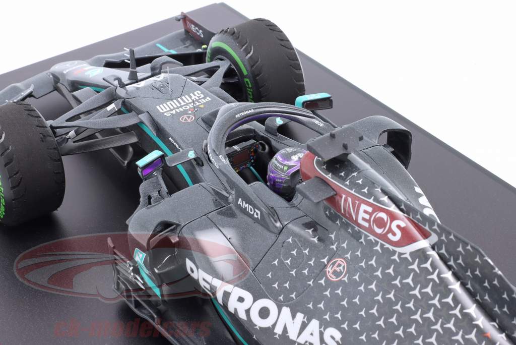 L. Hamilton Mercedes-AMG F1 W11 #44 formel 1 Verdensmester 2020 1:12 Minichamps