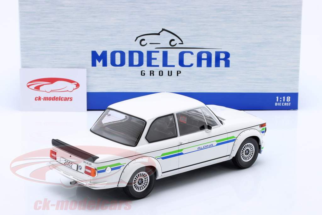 BMW 2002 Alpina Año de construcción 1973 blanco / decoración 1:18 ModelCar Group