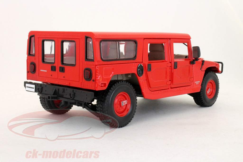 ロブスター4ドア赤/赤モデルMaisto午前1時18分