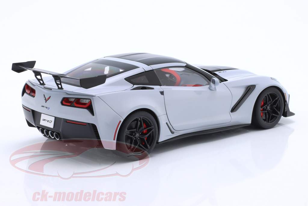 Chevrolet Corvette C7 ZR1 year 2019 Gray metallic 1:18 AUTOart