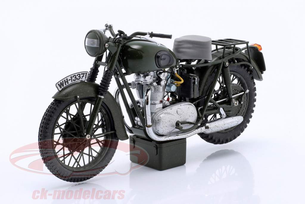 Triumph TR6 Baujahr 1962 Film The Great Escape Steve McQueen 1:12 Corgi