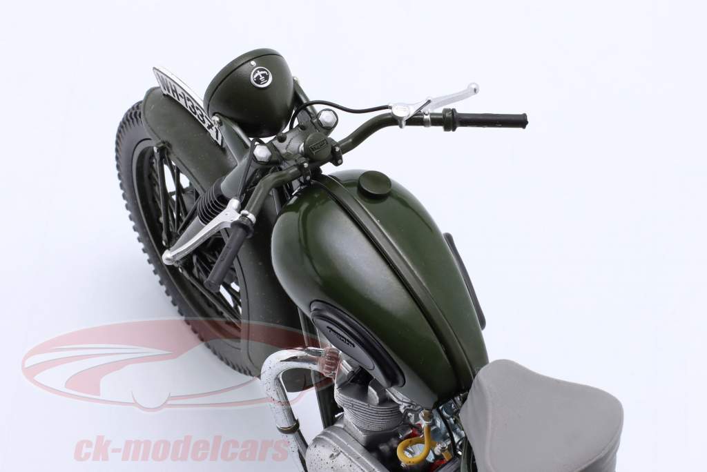 Triumph TR6 year 1962 Movie The Great Escape Steve McQueen 1:12 Corgi