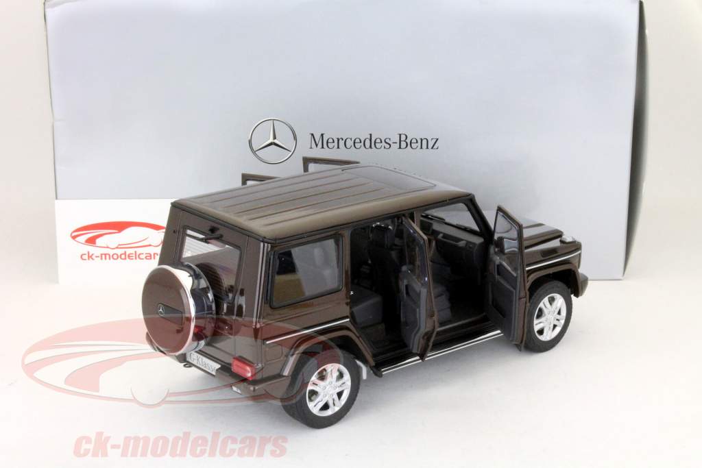 AUTOart 1:18 メルセデス·ベンツGクラス神秘的なブラウン分