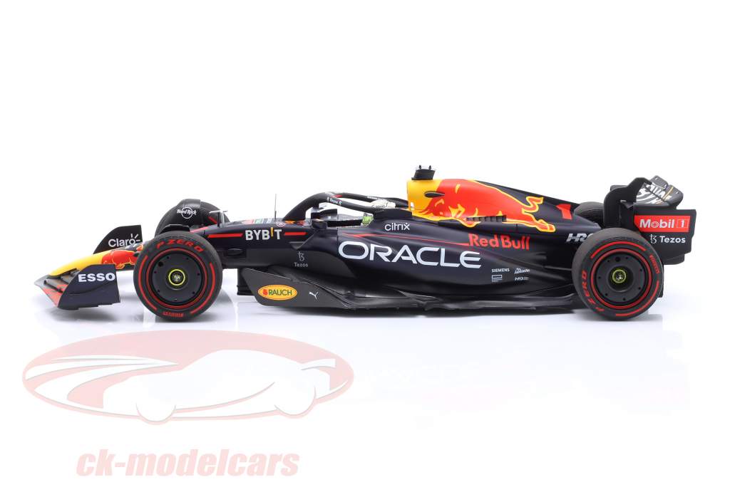 Max Verstappen Red Bull RB18 #1 vincitore Ungheria GP formula 1 Campione del mondo 2022 1:18 Minichamps