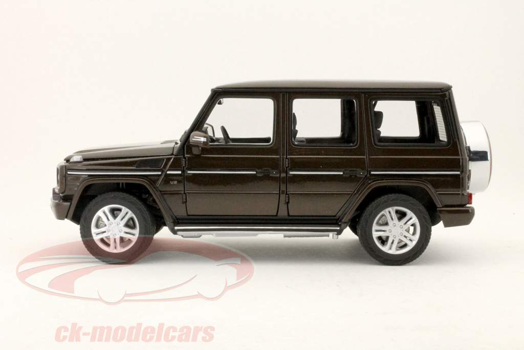 AUTOart 1:18 メルセデス·ベンツGクラス神秘的なブラウン分