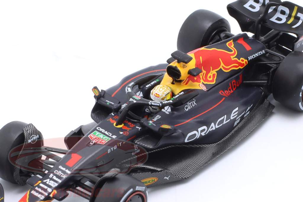 M. Verstappen Red Bull RB18 #1 Winner Abu Dhabi GP Formula 1 World Champion 2022 1:64 TrueScale