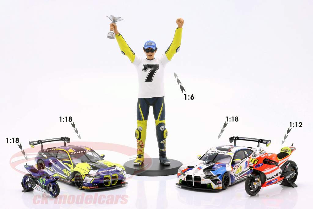 Valentino Rossi 7 Times World champion MotoGP Sepang 2005 figure 1:6 Minichamps