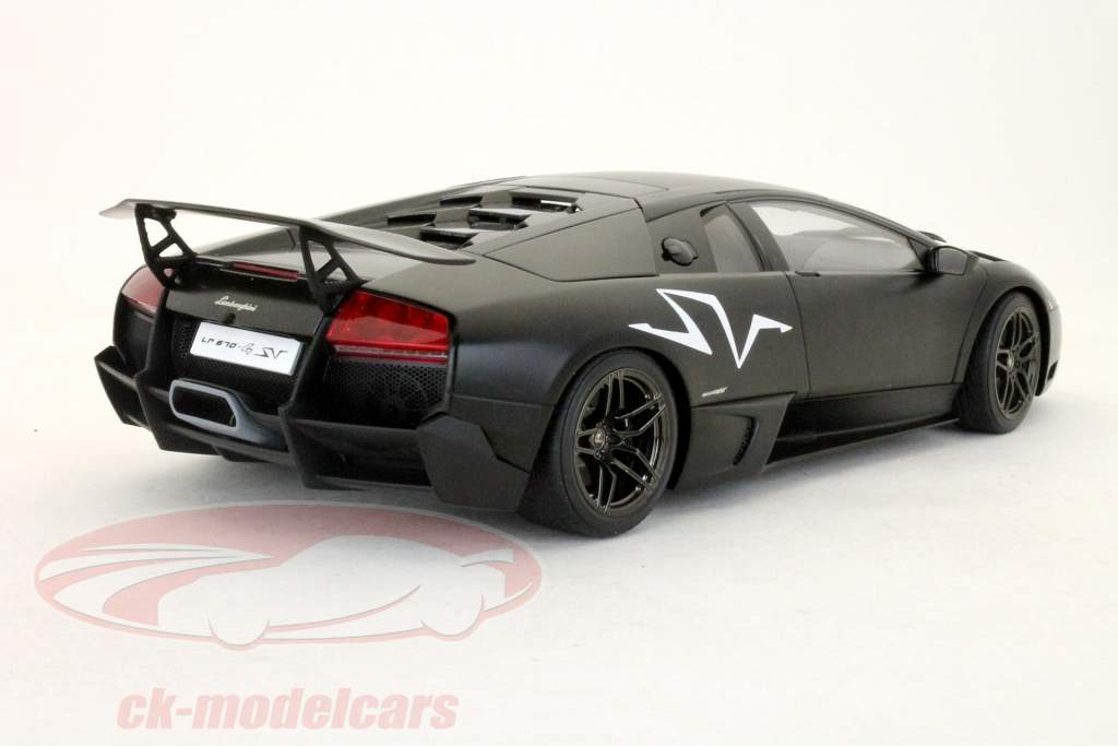 Lamborghini Murcielago LP670-4 SV Год 2009 матовый черный 1:18 AUTOart
